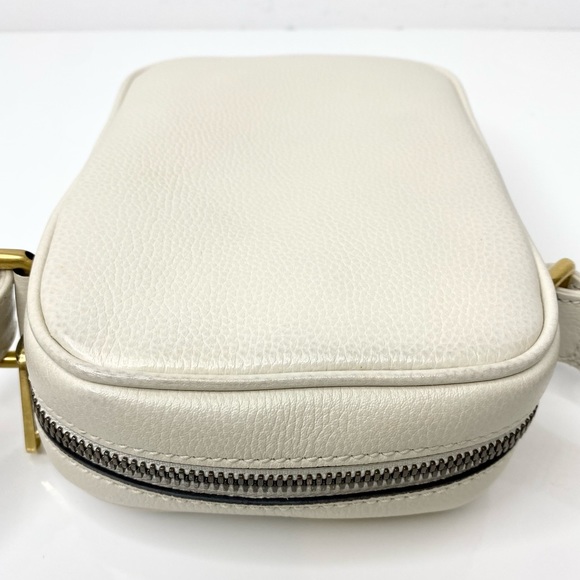 Authentic Gucci Grained Calfskin Logo Messenger Bag - Picture 6 of 15